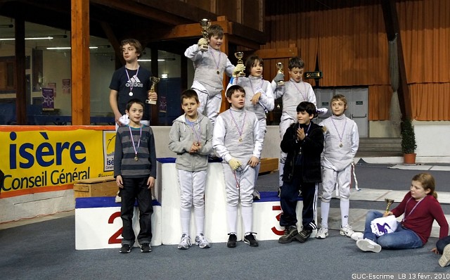 DSC00331.JPG - 13 février 2010, championnat départemental benjamin : podium fleuret masculin