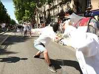 Samedi 10 juin, sur le cours Jean-Jaures de Grenoble pour la "Fête des Tuiles"