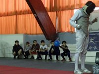 Le jeune public suit attentivement les assauts