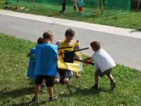 Samedi 8 juillet 2017 : fête du GUC-Vacances sur le campus, avec le GUC-Escrime: ici l'atelier "mousse" pour les moins grands.